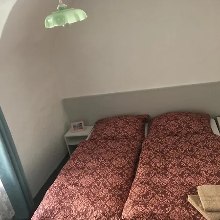아파트 Apartman 